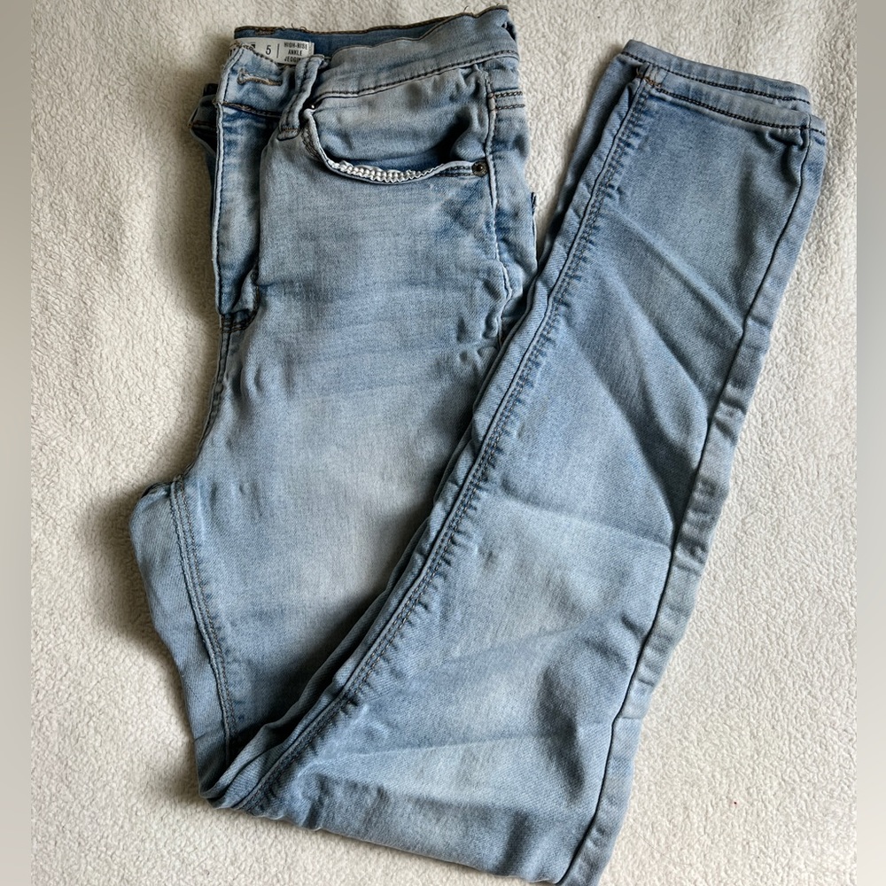 Mudd Skinny High Rise Jeggings
